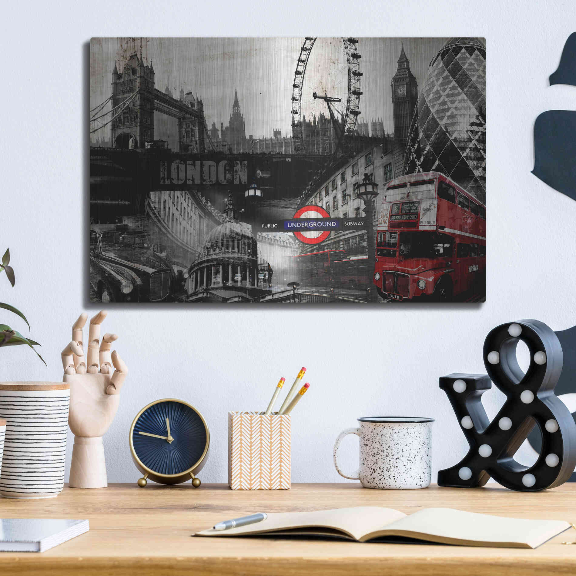 Luxe Metal Art 'London' by GraphINC, Metal Wall Art,16x12