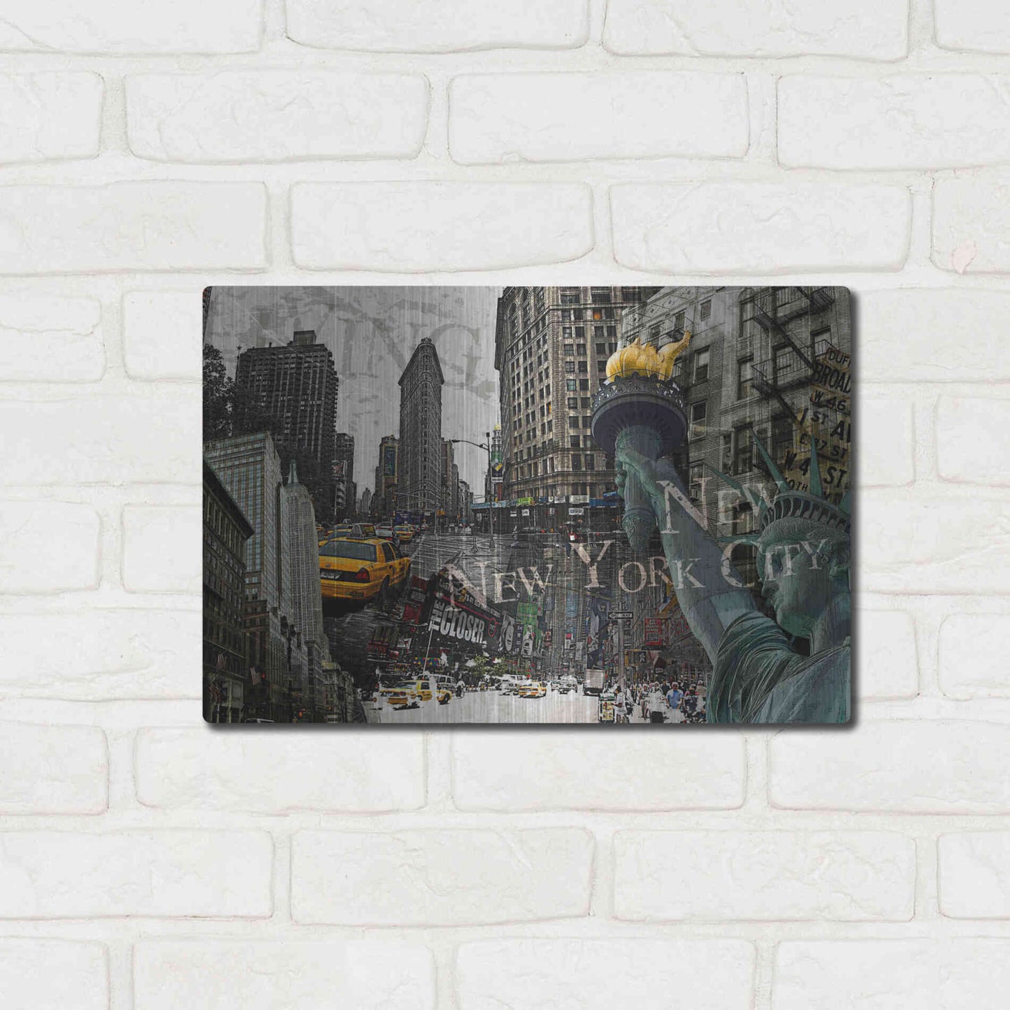 Luxe Metal Art 'New York' by GraphINC, Metal Wall Art,16x12