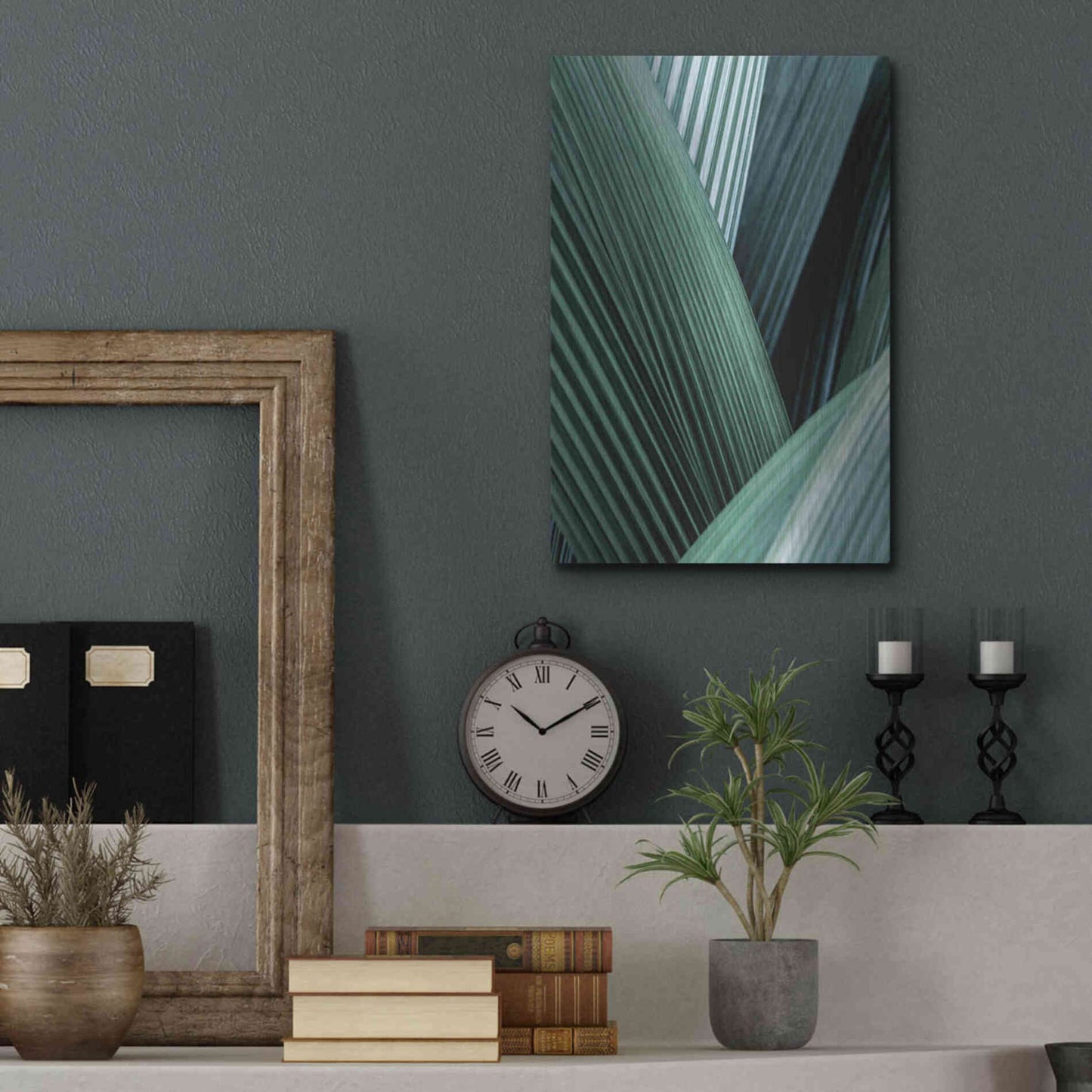 Luxe Metal Art 'Close Up I' by Incado, Metal Wall Art,12x16