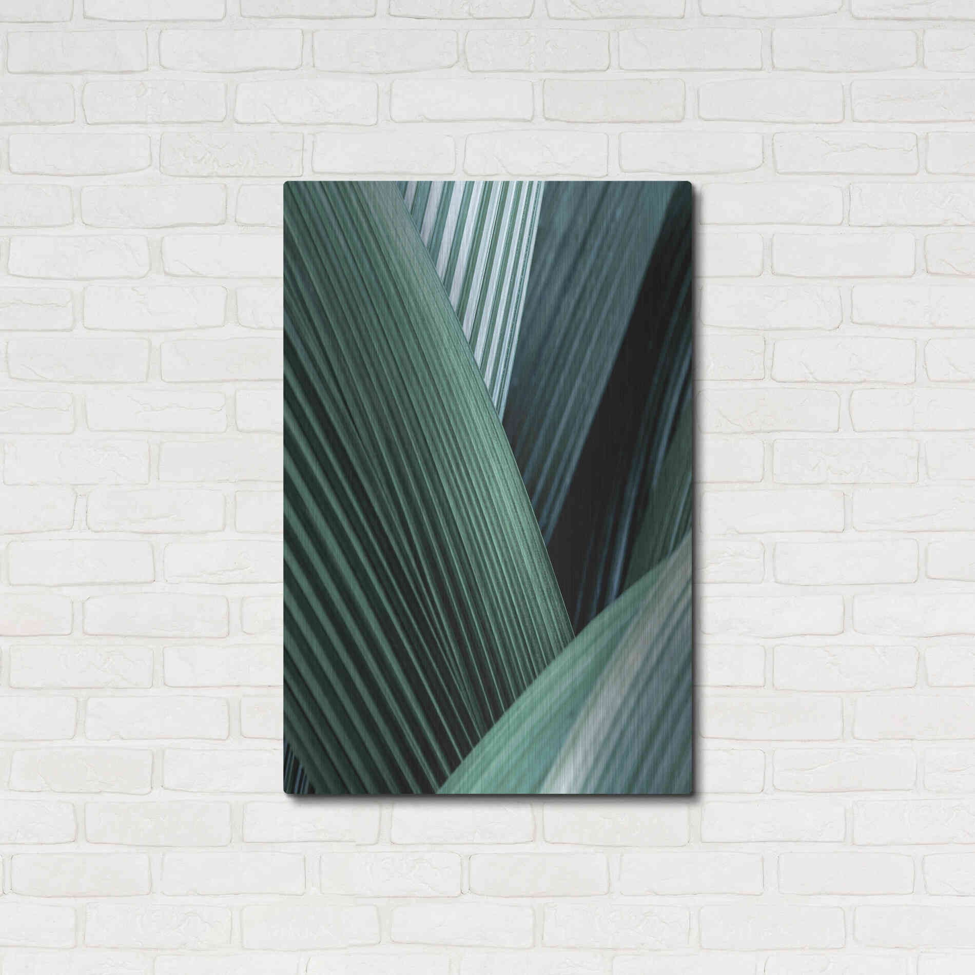 Luxe Metal Art 'Close Up I' by Incado, Metal Wall Art,24x36