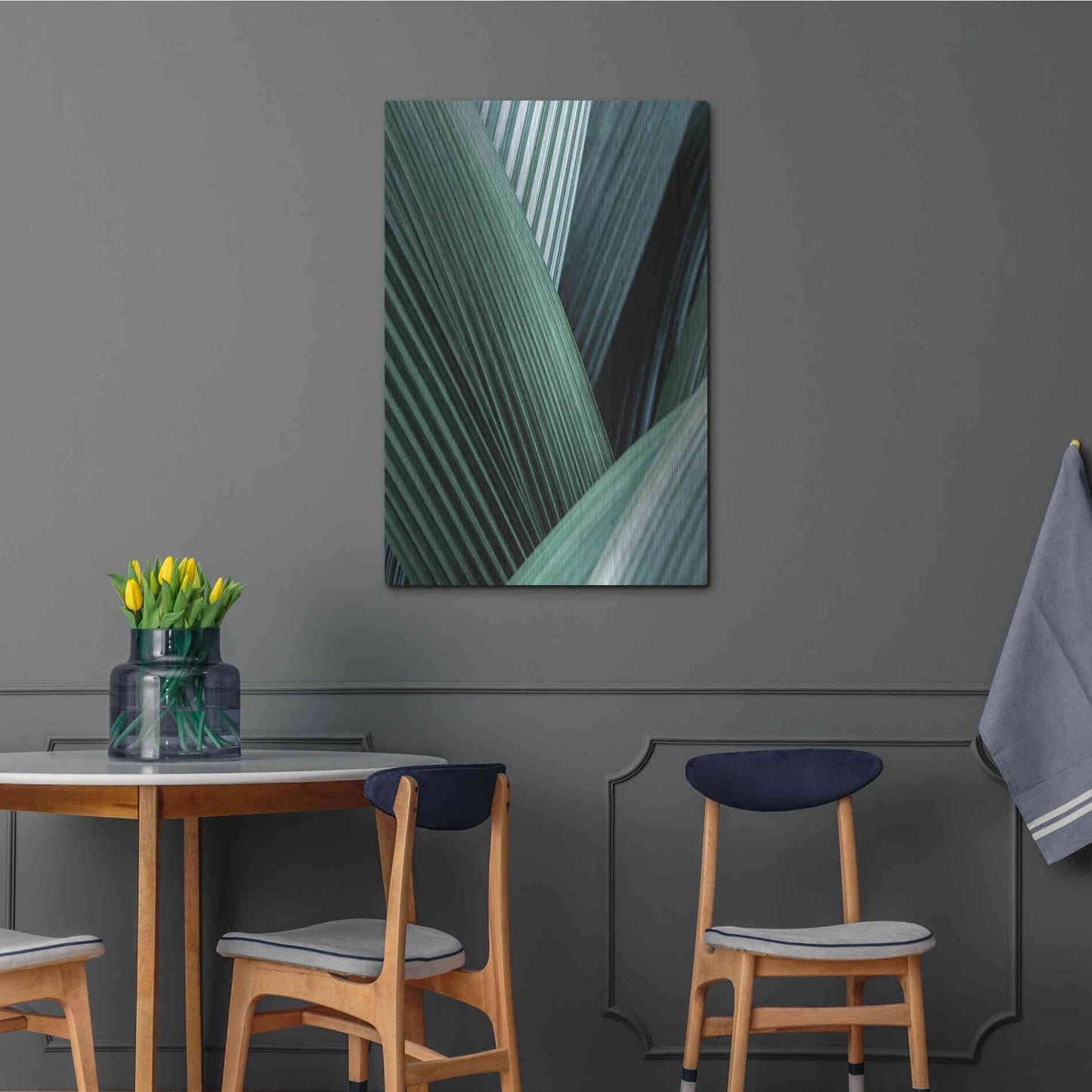 Luxe Metal Art 'Close Up I' by Incado, Metal Wall Art,24x36