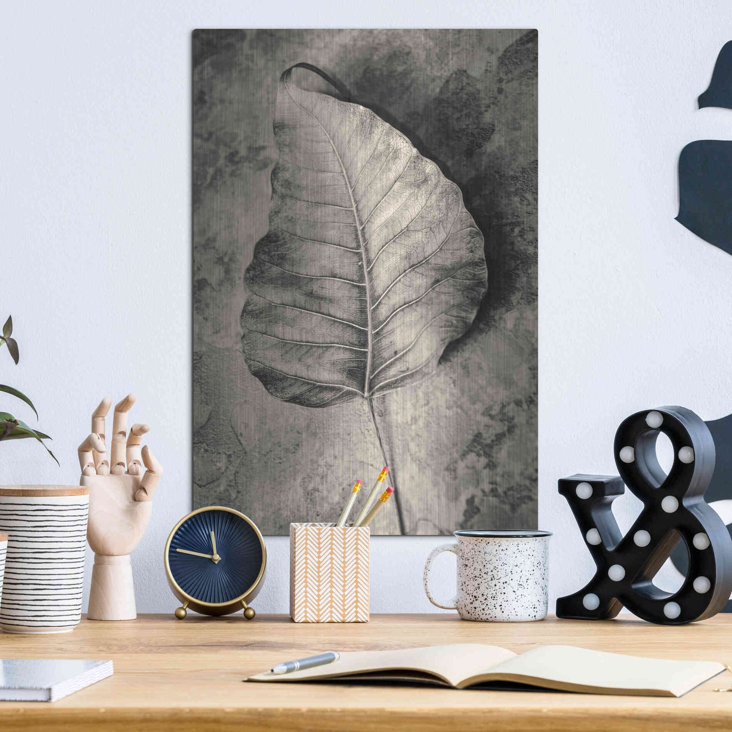Luxe Metal Art 'Dried Leaf' by Incado, Metal Wall Art,12x16