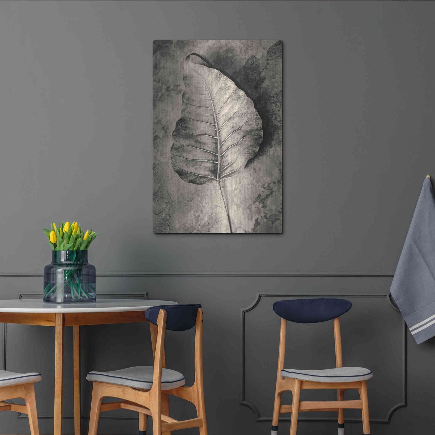 Luxe Metal Art 'Dried Leaf' by Incado, Metal Wall Art,24x36