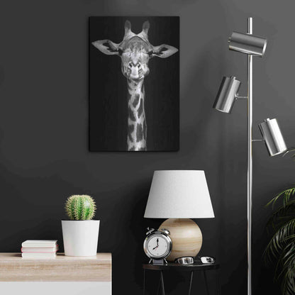 Luxe Metal Art 'Giraffe' by Incado, Metal Wall Art,16x24