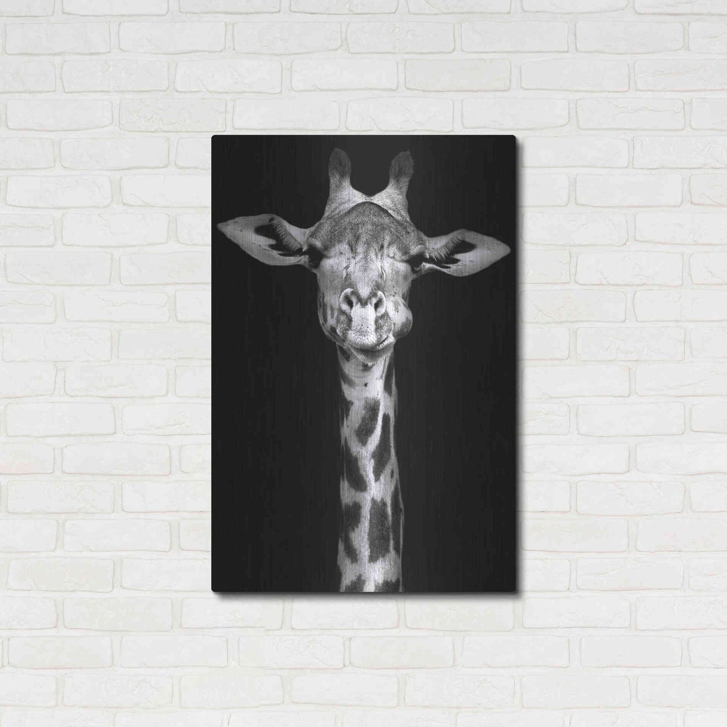 Luxe Metal Art 'Giraffe' by Incado, Metal Wall Art,24x36