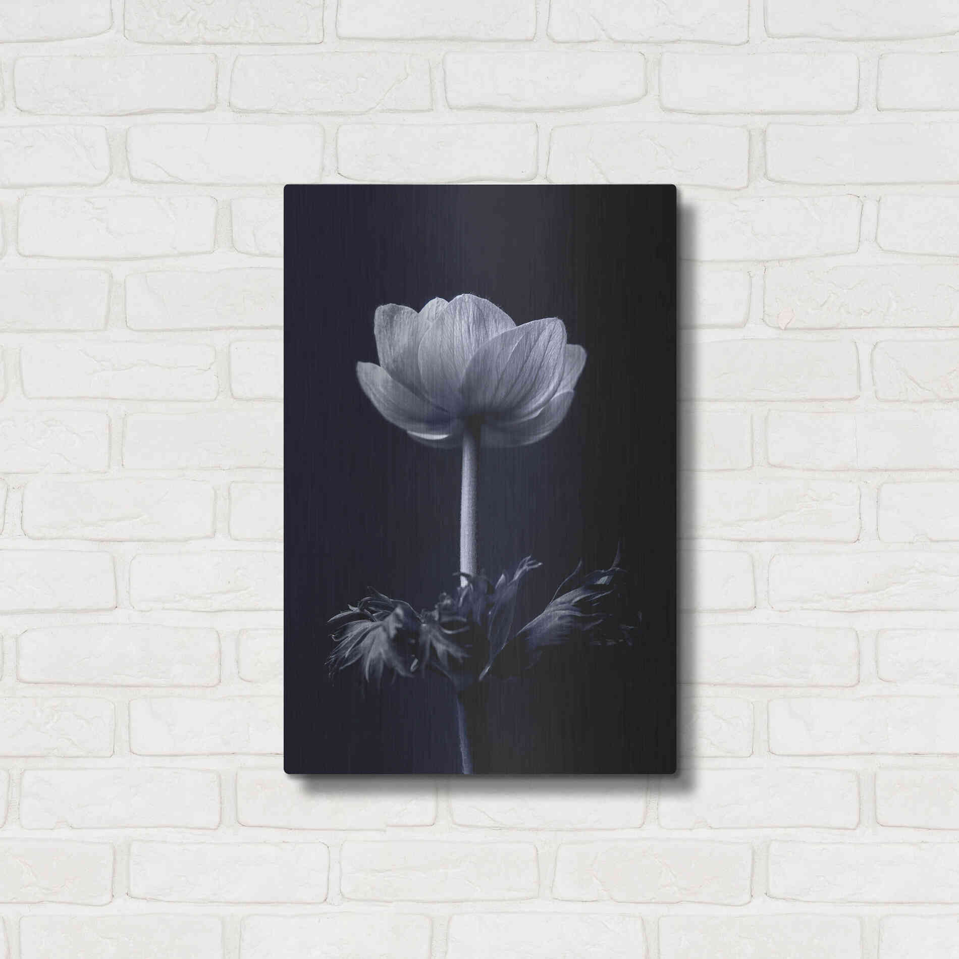 Luxe Metal Art 'Single Flower' by Incado, Metal Wall Art,16x24