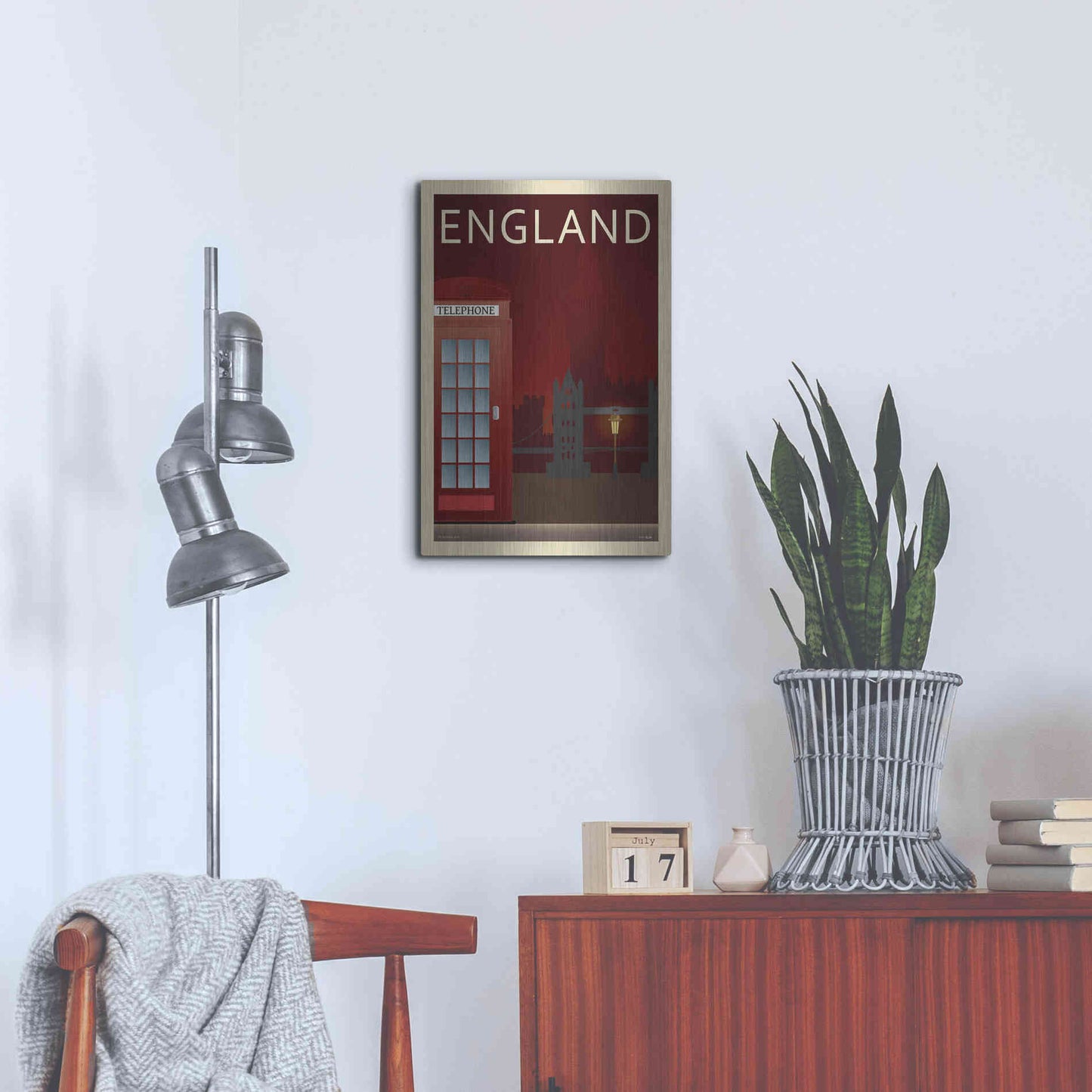 Luxe Metal Art 'Telephone Box' by Incado, Metal Wall Art,16x24