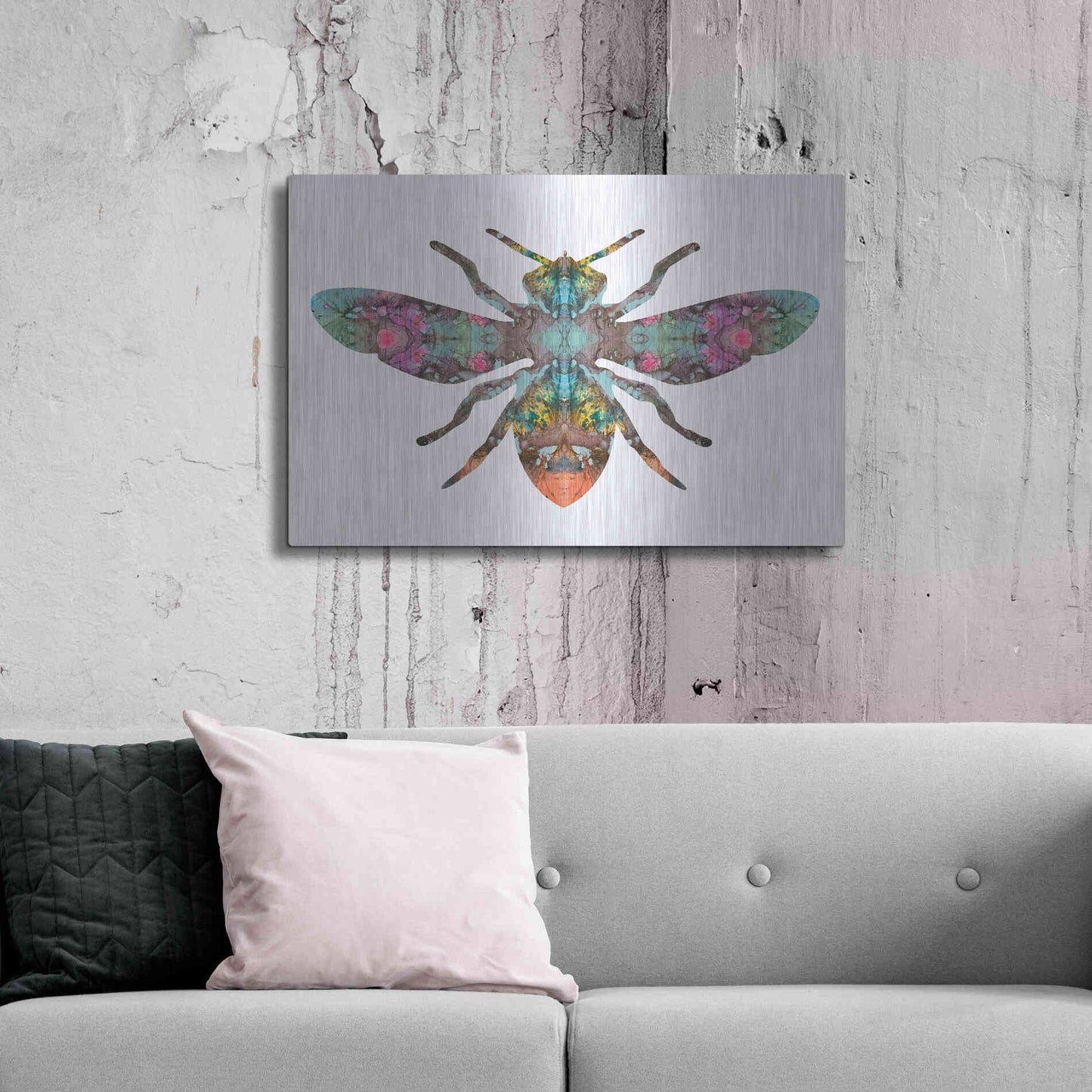 Luxe Metal Art 'Transverse Bee' by Dean Russo, Metal Wall Art,36x24