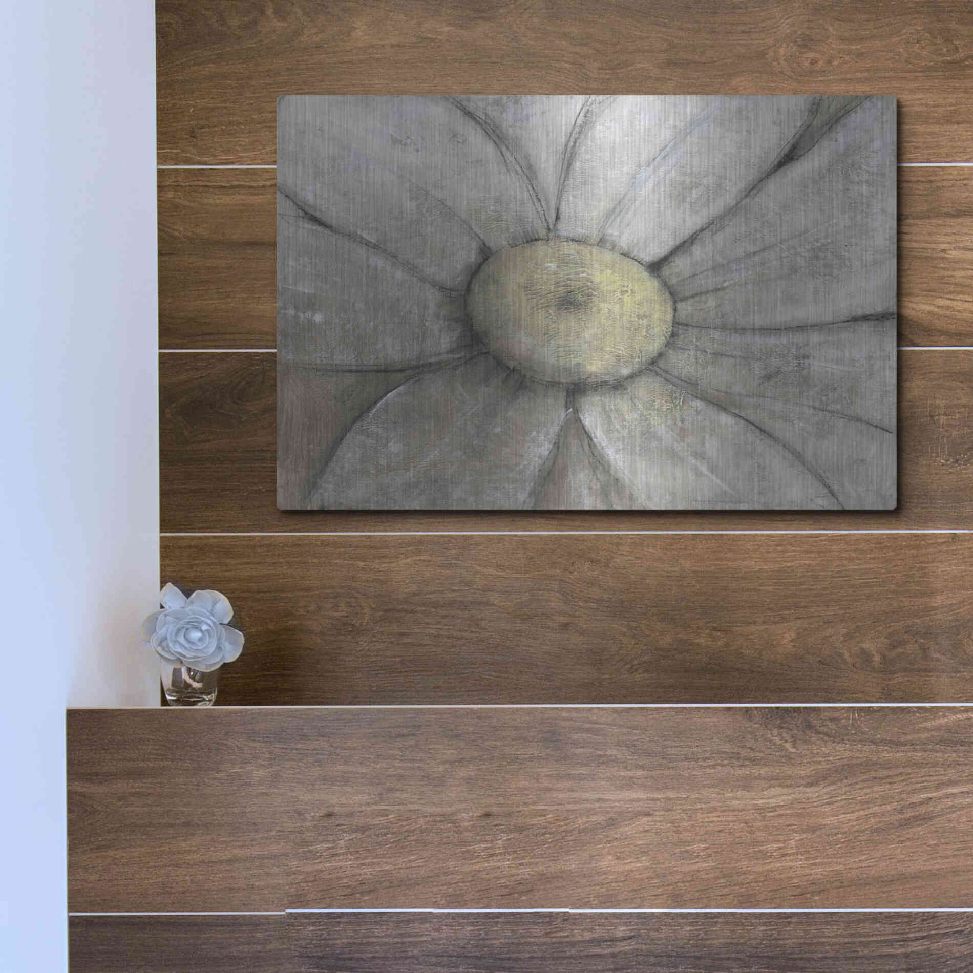 Luxe Metal Art 'Close-Up Daisy II' by Tim O'Toole, Metal Wall Art,16x12