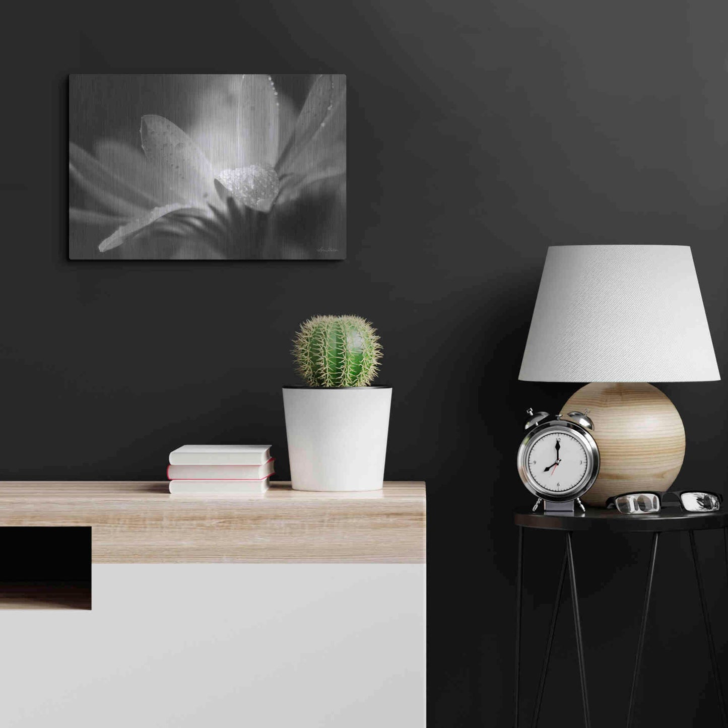 Luxe Metal Art 'Daisy' by Lori Deiter, Metal Wall Art,24x16