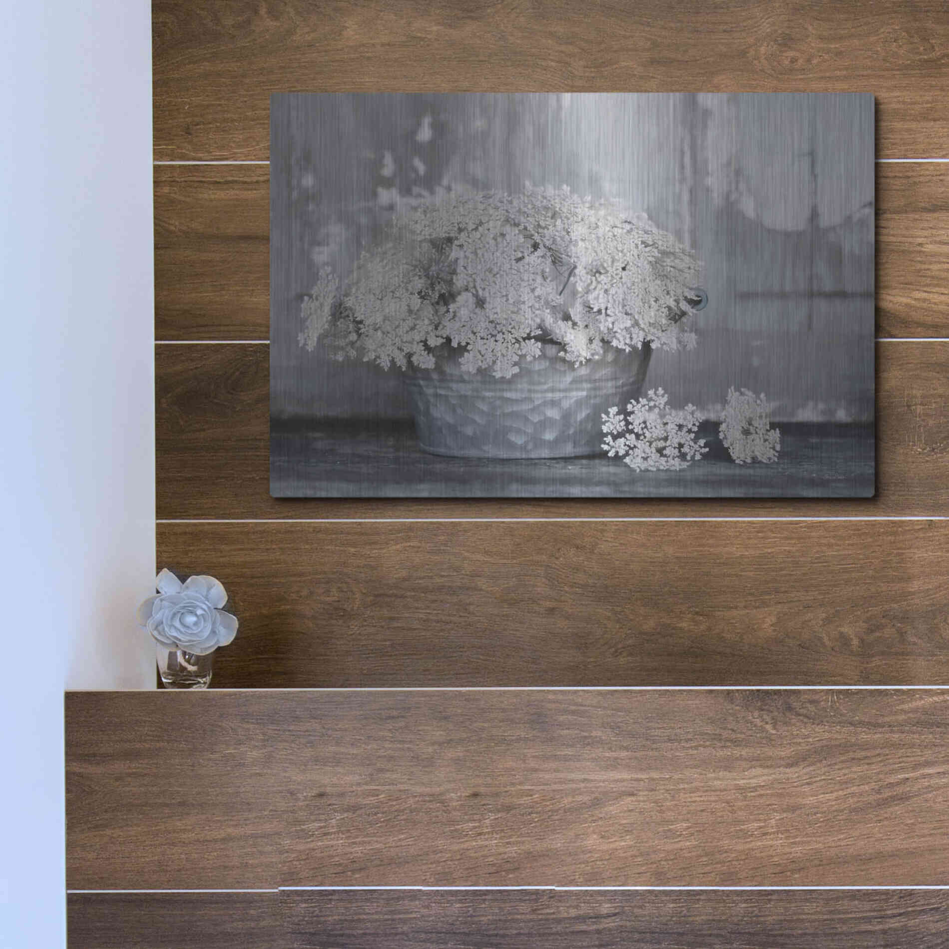 Luxe Metal Art 'Queen Anne's Lace I' by Lori Deiter, Metal Wall Art,16x12