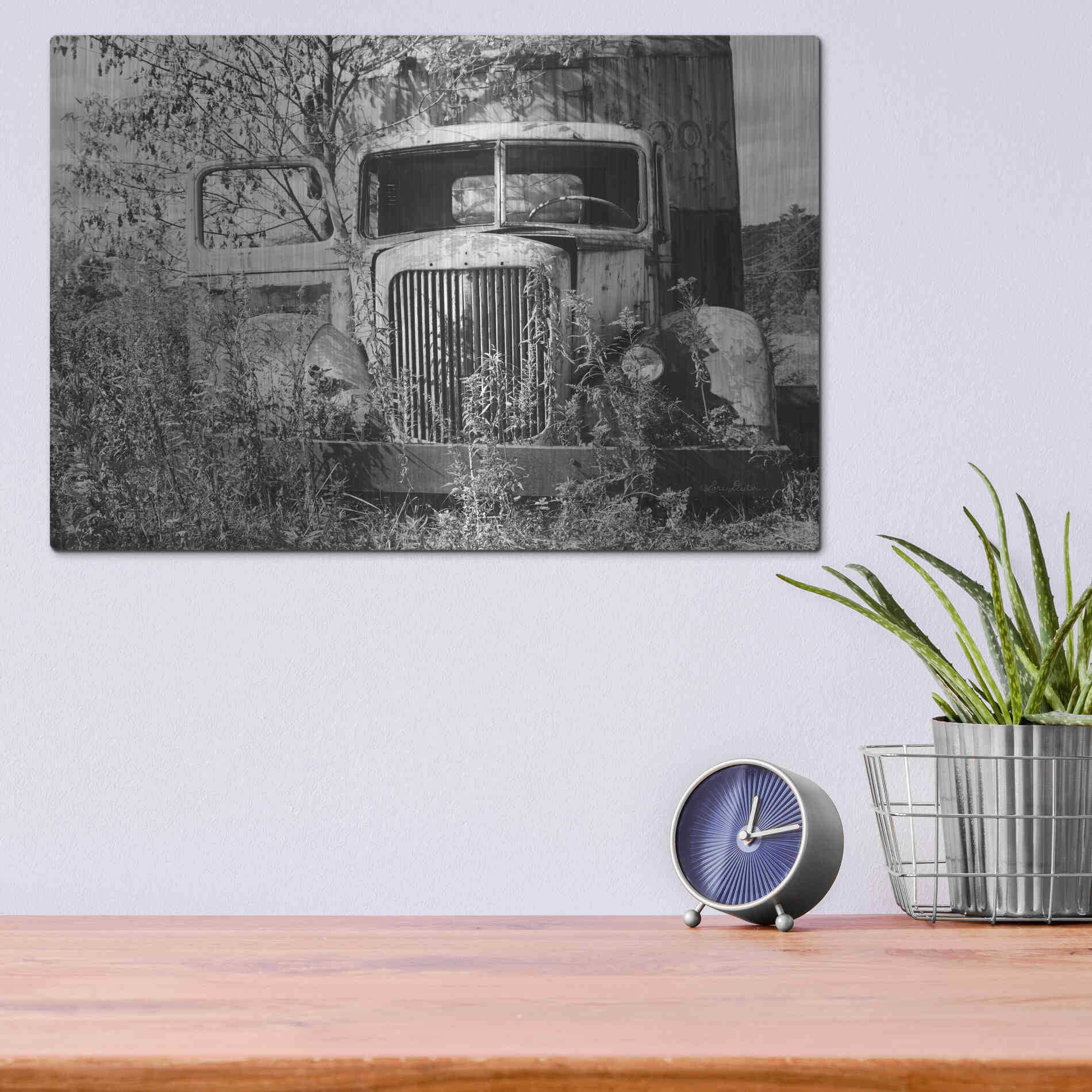 Luxe Metal Art 'Don't Leave Me Hanging' by Lori Deiter, Metal Wall Art,16x12