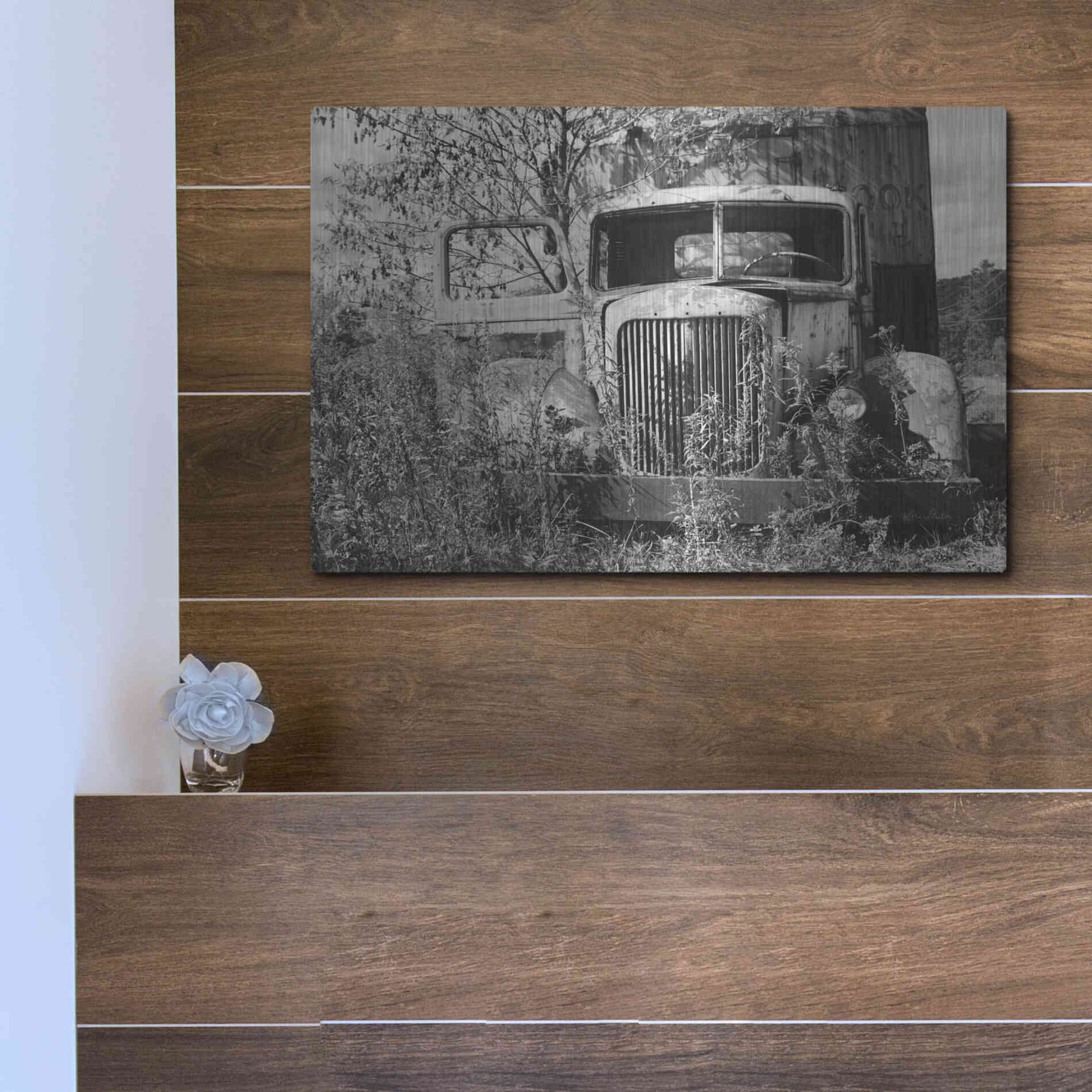 Luxe Metal Art 'Don't Leave Me Hanging' by Lori Deiter, Metal Wall Art,16x12