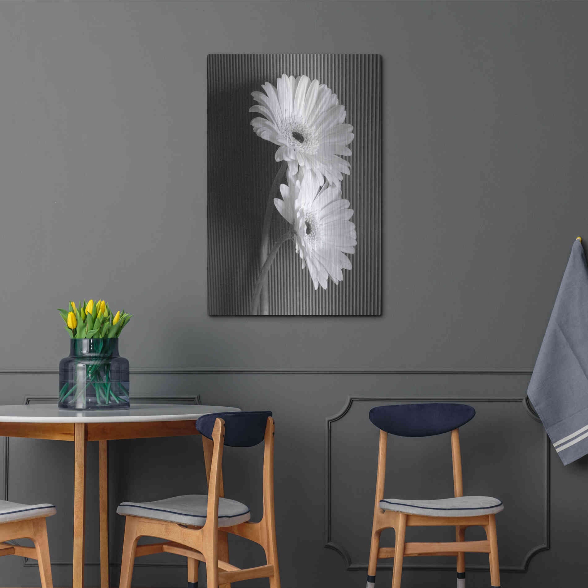 Luxe Metal Art 'Fresh Cut Daisy I' by Debra Van Swearingen, Metal Wall Art,24x36