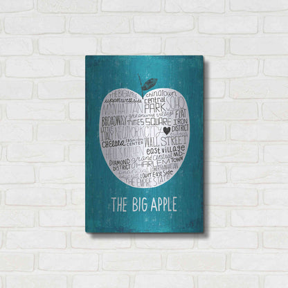 Luxe Metal Art 'Iconic NYC I' by Michael Mullan, Metal Wall Art,16x24