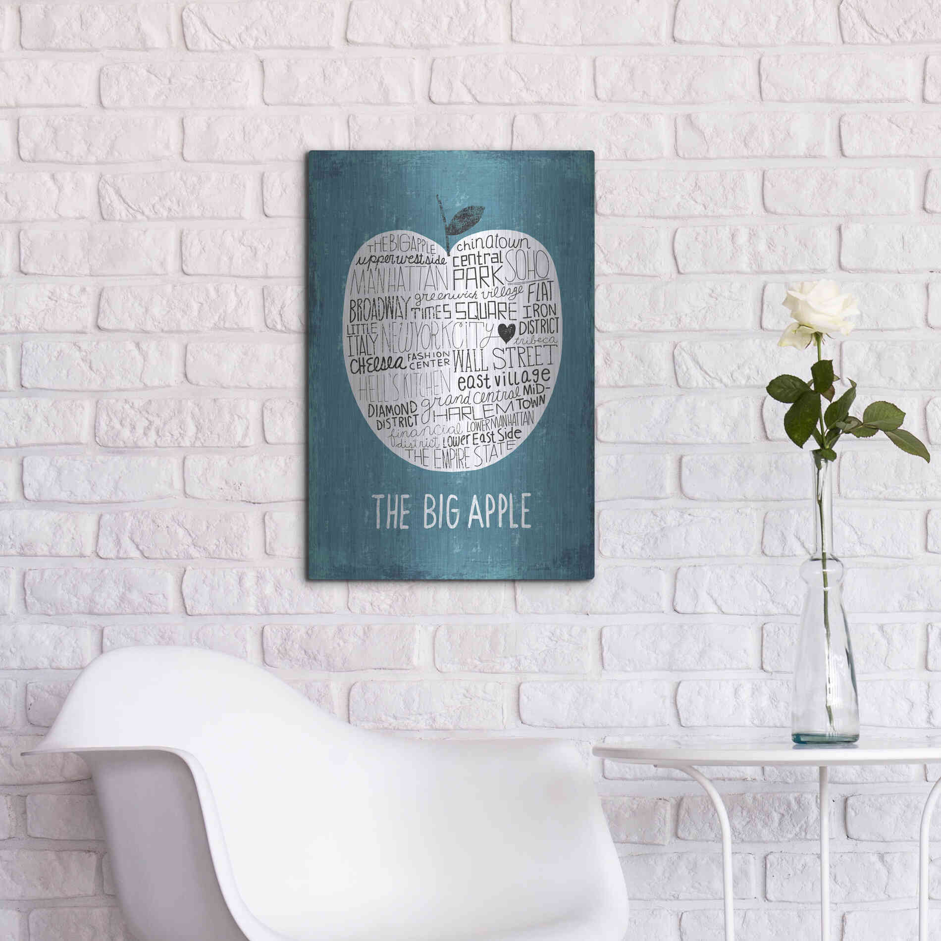 Luxe Metal Art 'Iconic NYC I' by Michael Mullan, Metal Wall Art,16x24