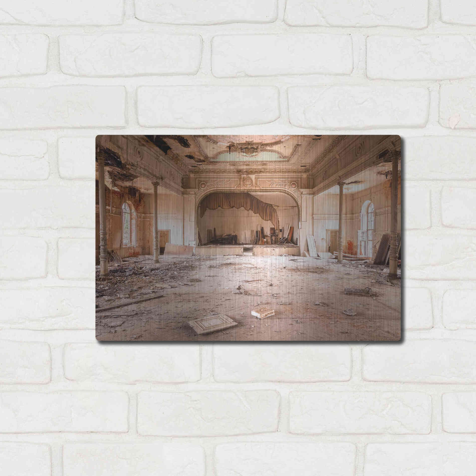 Luxe Metal Art 'Sweet Theater' by Roman Robroek Metal Wall Art,16x12