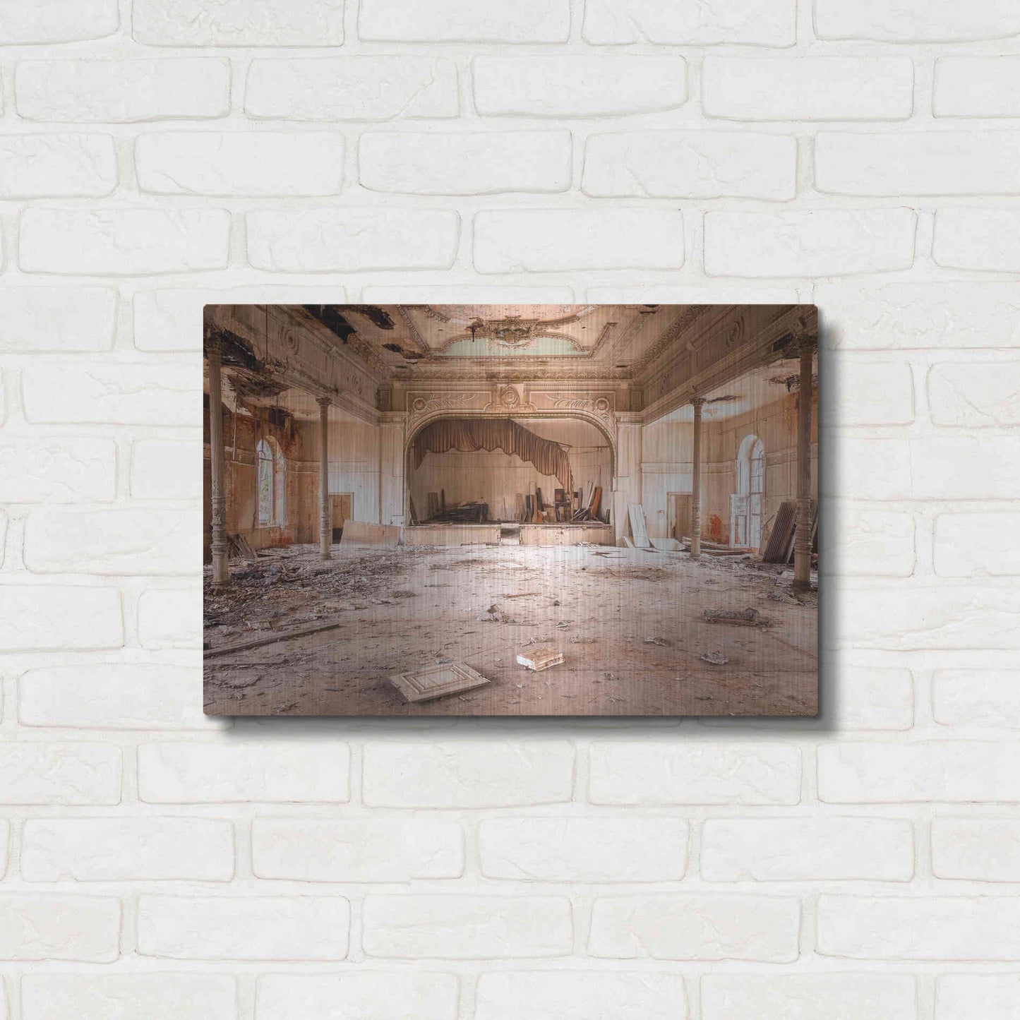Luxe Metal Art 'Sweet Theater' by Roman Robroek Metal Wall Art,24x16