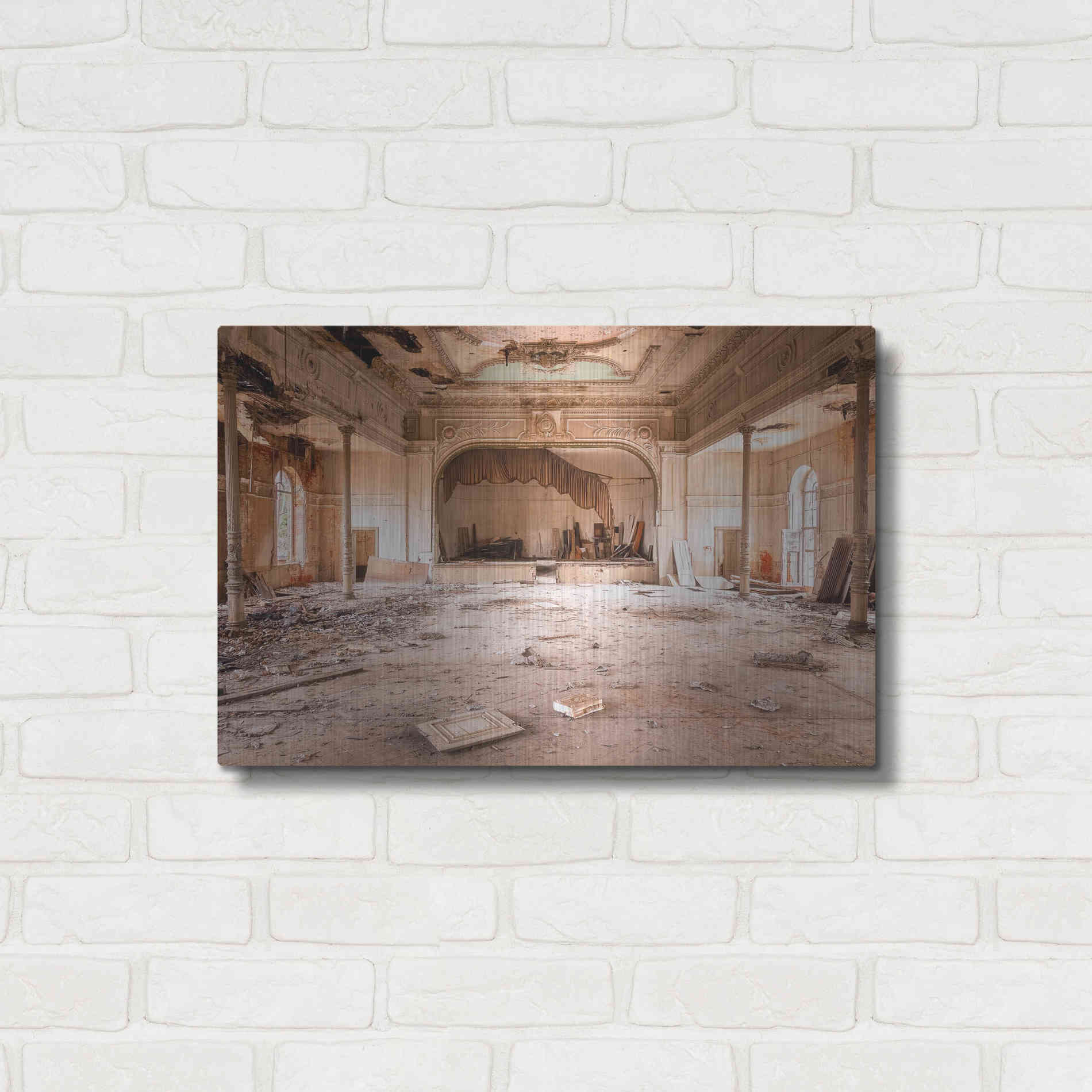 Luxe Metal Art 'Sweet Theater' by Roman Robroek Metal Wall Art,24x16