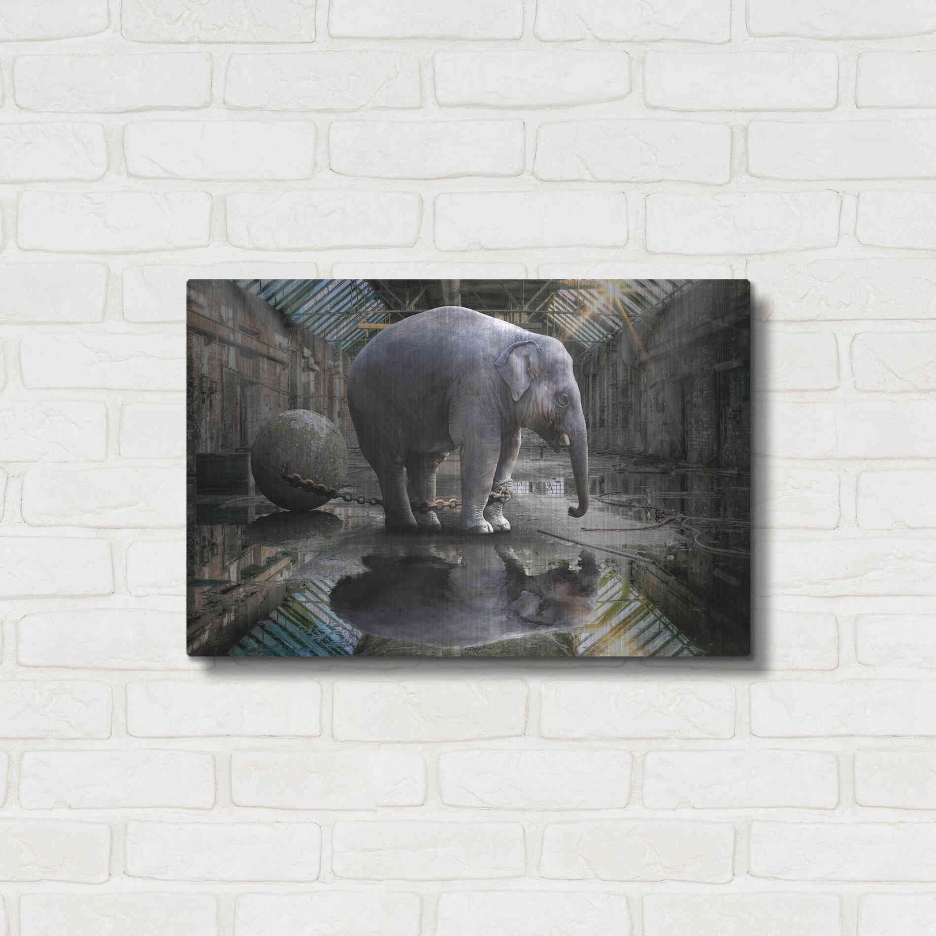 Luxe Metal Art 'The Big Grey' by Alan, Metal Wall Art,24x16