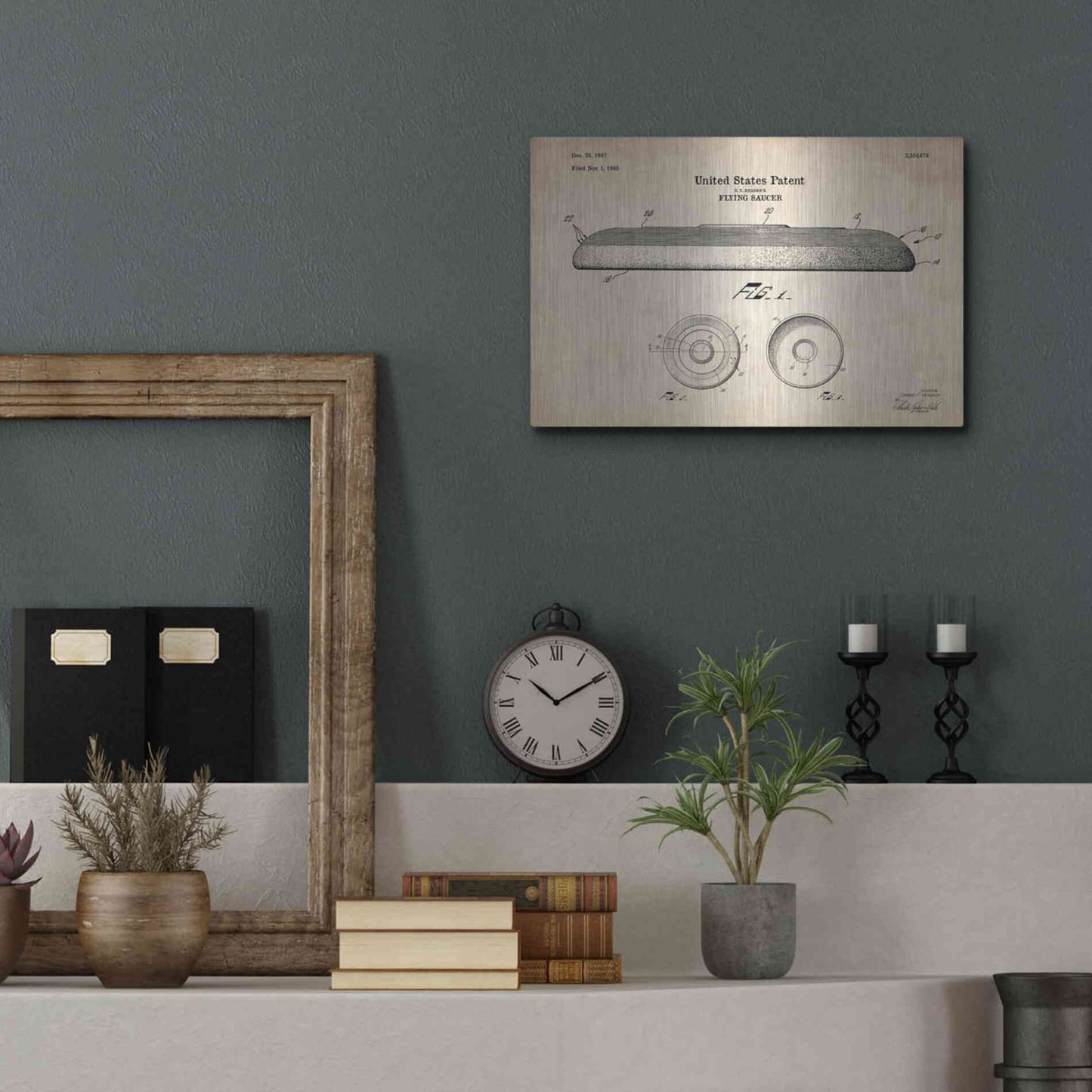 Luxe Metal Art 'Flying Disc Blueprint Patent Parchment' Metal Wall Art,16x12