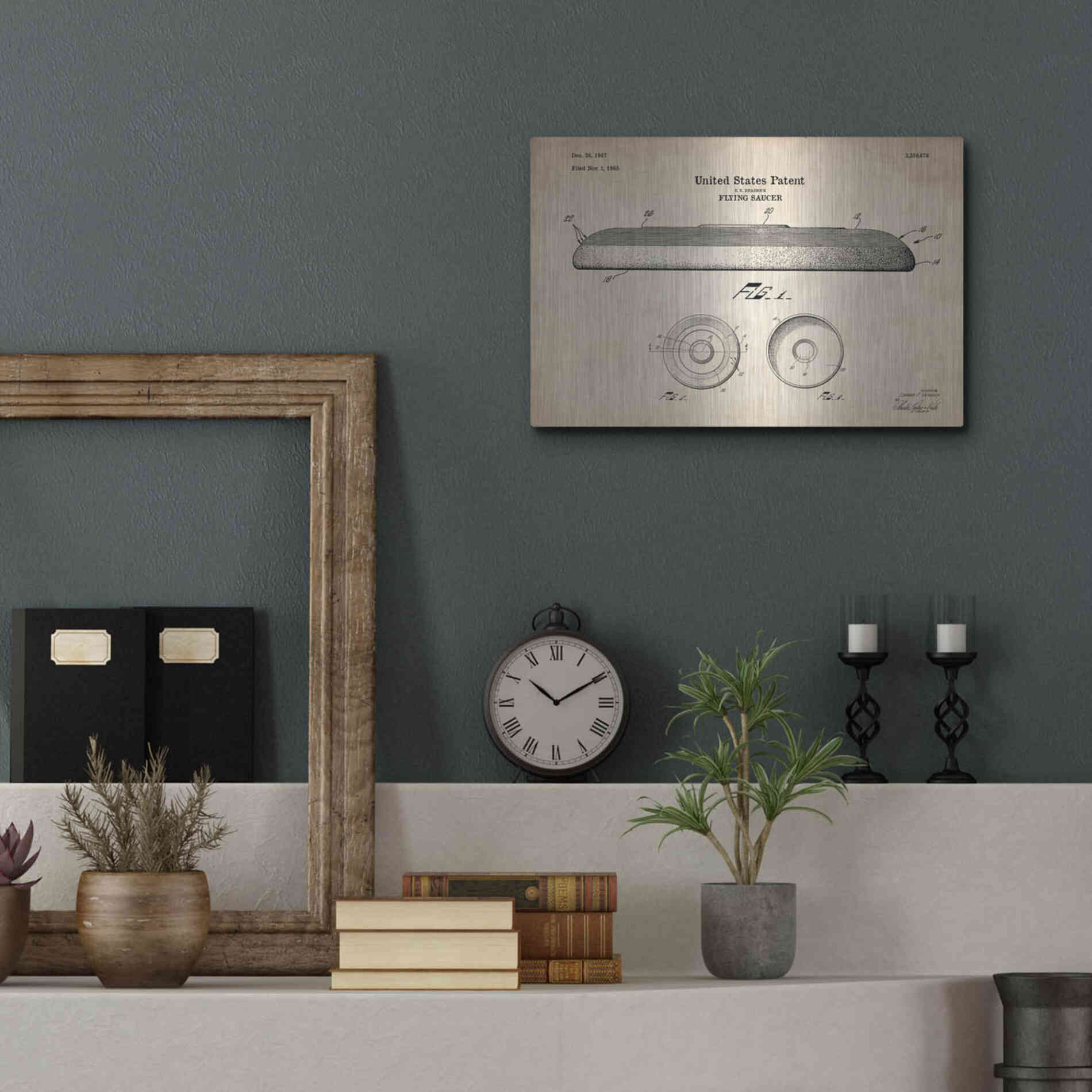 Luxe Metal Art 'Flying Disc Blueprint Patent Parchment' Metal Wall Art,16x12