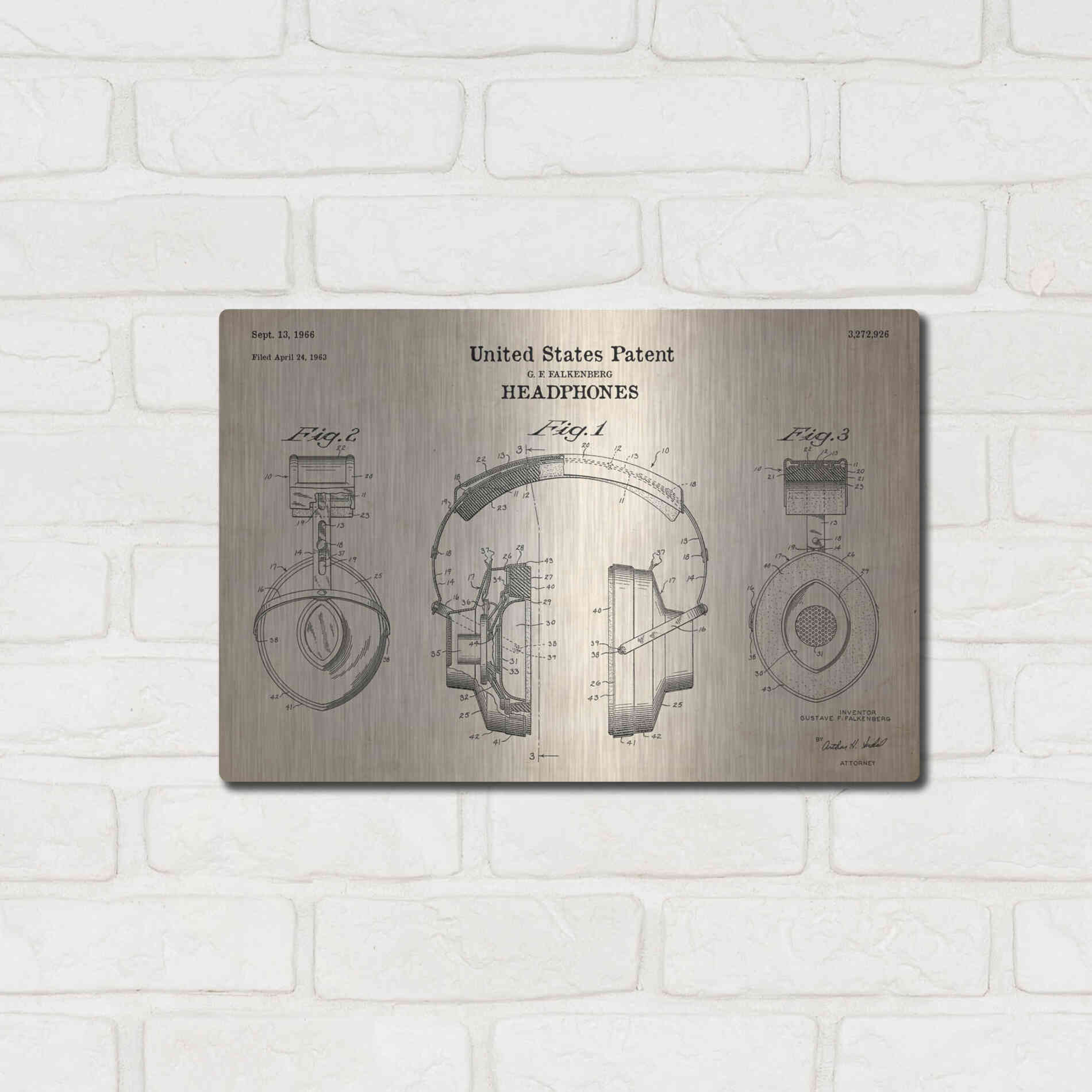 Luxe Metal Art 'Headphones Blueprint Patent Parchment' Metal Wall Art,16x12