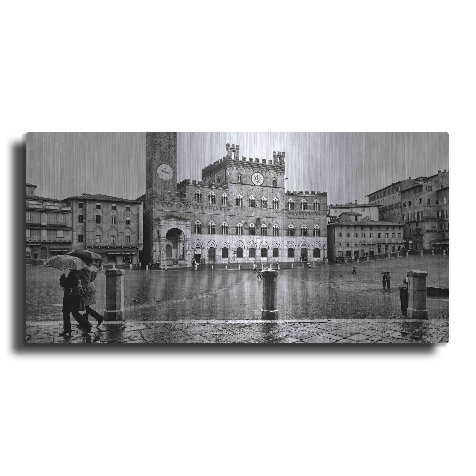 Luxe Metal Art 'At Main Square,', Metal Wall Art,2:1 L